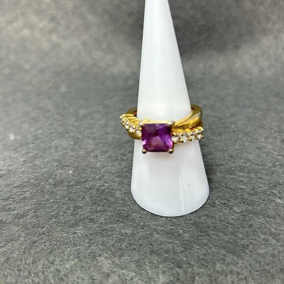 Vintage Purple Stone Ring from Thailand 4 Clear Stones on Each Side size 8 - Picture 8 of 11